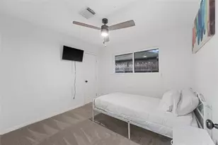 9618 Glenwood Forest Dr, Houston, TX 77078 - Photo 14