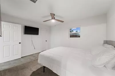 9618 Glenwood Forest Drive, Houston, TX 77078 - Photo 18