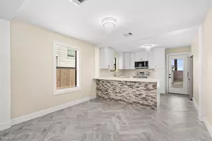 803 E 29th St, Houston, TX 77009 - Photo 10