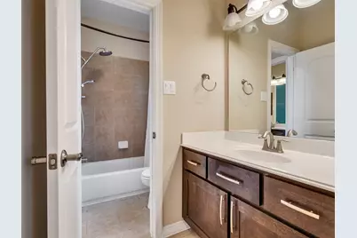 4702 Burclare Court, Sugar Land, TX 77479 - Photo 34