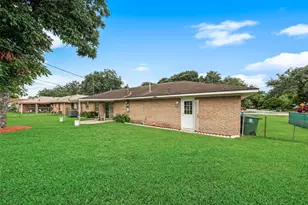 903 E Spreading Oak Dr, Houston, TX 77076 - Photo 30