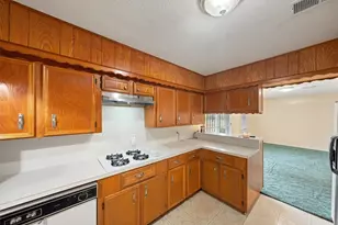903 E Spreading Oak Dr, Houston, TX 77076 - Photo 14