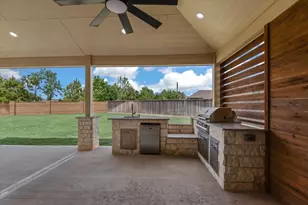 15138 Pilant Lake Ct, Cypress, TX 77433 - Photo 2