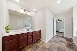 15614 S Early Dusk Cir, Houston, TX 77044 - Photo 18
