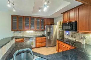 271 Litchfield Ln, Houston, TX 77024 - Photo 20