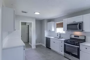 5007 Northridge Dr, Houston, TX 77033 - Photo 6