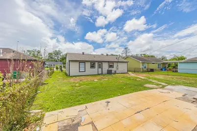 5007 Northridge Drive, Houston, TX 77033 - Photo 24