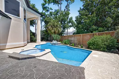 46 Kingwood Greens Drive, Houston, TX 77339 - Photo 4