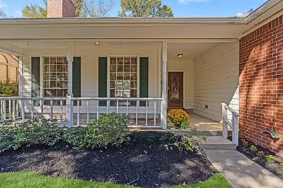 399 Rolling Hills Drive, Conroe, TX 77304 - Photo 2