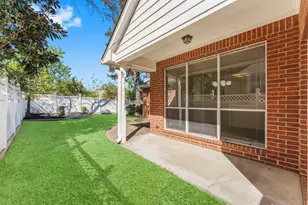 399 Rolling Hills Dr, Conroe, TX 77304 - Photo 14