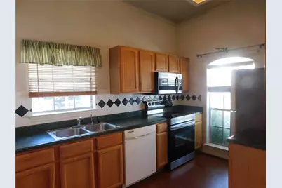 2710 Grants Lake Blvd #G3, Sugar Land, TX 77479 - Photo 2
