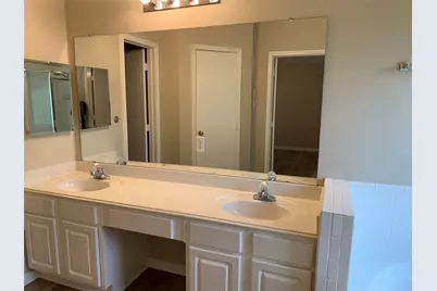 3611 Stratford Town Lane, Sugar Land, TX 77498 - Photo 14