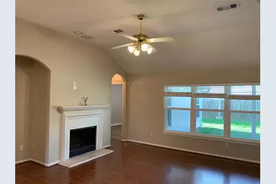 3611 Stratford Town Lane, Sugar Land, TX 77498 - Photo 6