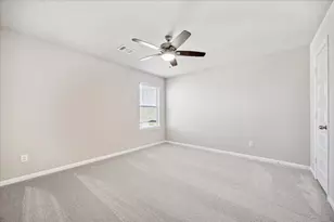 715 Gavin Walker Dr, Rosharon, TX 77583 - Photo 10