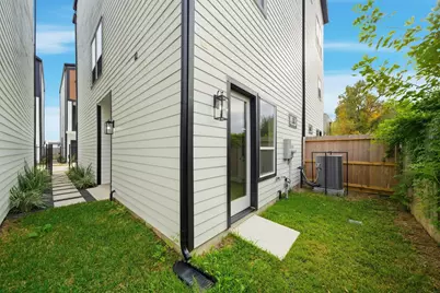 4013 Griggs Road #F, Houston, TX 77021 - Photo 4