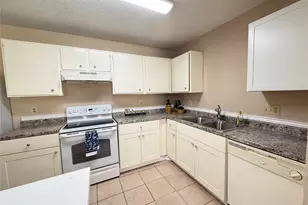 3219 Forestbrook Dr, Spring, TX 77373 - Photo 4