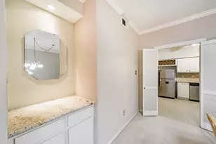 720 Augusta Dr, Houston, TX 77057 - Photo 14