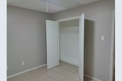 1102 W Tri Oaks Lane #103, Houston, TX 77043 - Photo 12