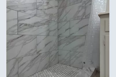 1102 W Tri Oaks Lane #103, Houston, TX 77043 - Photo 18