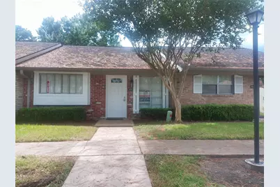 1102 W Tri Oaks Lane #103, Houston, TX 77043 - Photo 1