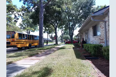 1102 W Tri Oaks Lane #103, Houston, TX 77043 - Photo 30