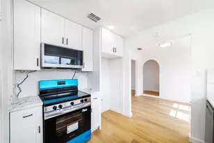 13055 High Star Dr, Houston, TX 77072 - Photo 10