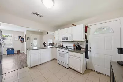 1103 James Street, Deer Park, TX 77536 - Photo 8