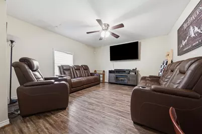 1103 James Street, Deer Park, TX 77536 - Photo 4