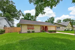 5206 Olana Dr, Houston, TX 77032 - Photo 2