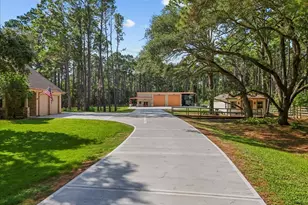 7306 Live Oak Cir, Alvin, TX 77511 - Photo 10