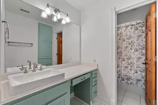 7306 Live Oak Cir, Alvin, TX 77511 - Photo 46