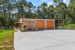 7306 Live Oak Cir, Alvin, TX 77511 - Photo 12