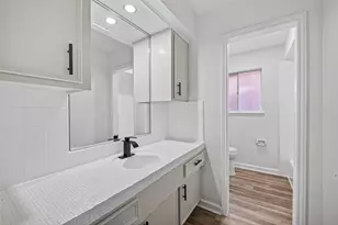 7615 Braesdale Ln, Houston, TX 77071 - Photo 36