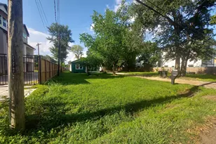 824 Curtin St, Houston, TX 77018 - Photo 2