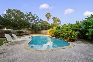 201 Carmicheal Ct, League City, TX 77573 - Photo 34