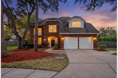 201 Carmicheal Court, League City, TX 77573 - Photo 2