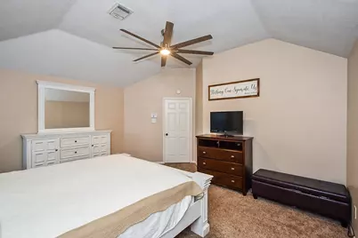 201 Carmicheal Court, League City, TX 77573 - Photo 26