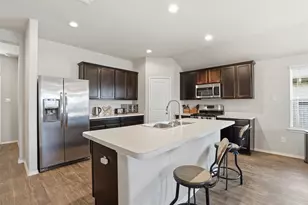 3914 Egyptian Goose Ct, Baytown, TX 77521 - Photo 8