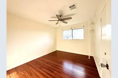 1415 Avenue C, Danbury, TX 77534 - Photo 12