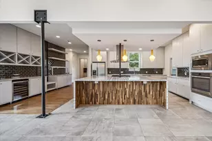1562 Cheshire Ln, Houston, TX 77018 - Photo 6