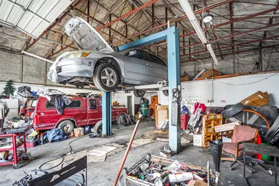 3801 Lockwood Drive, Houston, TX 77026 - Photo 10