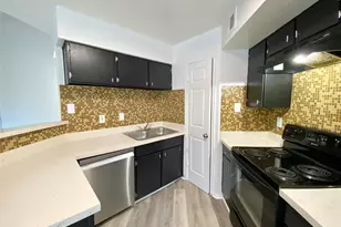 7200 W T C Jester Blvd, Houston, TX 77088 - Photo 4