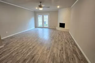 8355 Nairn St, Houston, TX 77074 - Photo 4