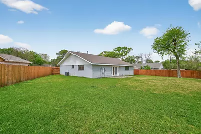 5743 Ludington Drive, Houston, TX 77035 - Photo 34