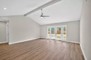 5743 Ludington Dr, Houston, TX 77035 - Photo 6