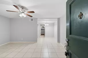 11550 Chimney Rock Rd, Houston, TX 77035 - Photo 4