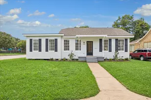 4601 Ave O 1/2, Galveston, TX 77551 - Photo 1