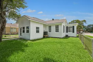4601 Ave O 1/2, Galveston, TX 77551 - Photo 28