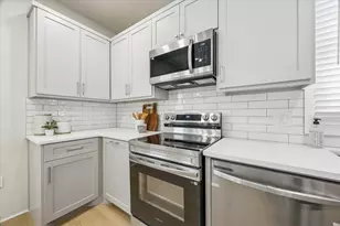 4601 Ave O 1/2, Galveston, TX 77551 - Photo 16