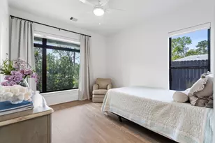 9858 Briarwild Ln, Houston, TX 77080 - Photo 6